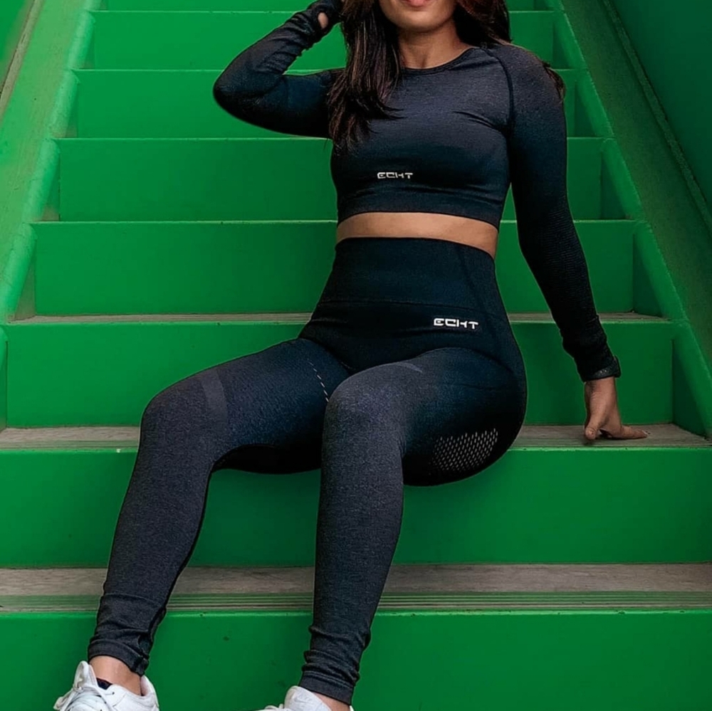 SOLD Echt Black Ombré leggings